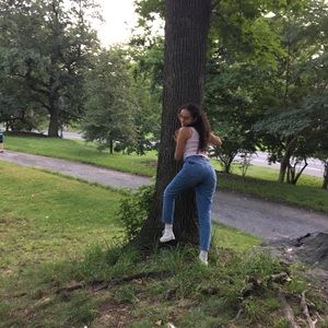 Meet your Posher, Iman